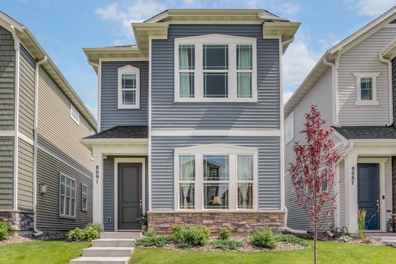 8091 Arrowwood Ln N, Maple Grove, MN 55369