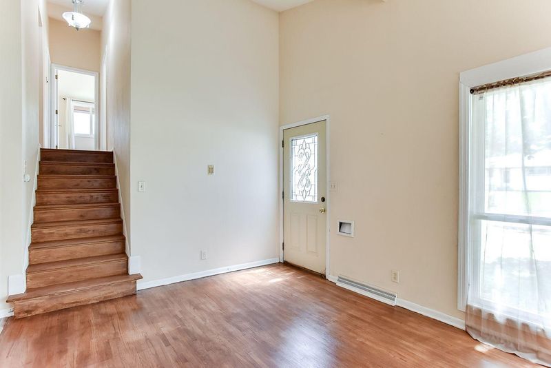 769 Hoyt Ave E, Saint Paul, MN 55106