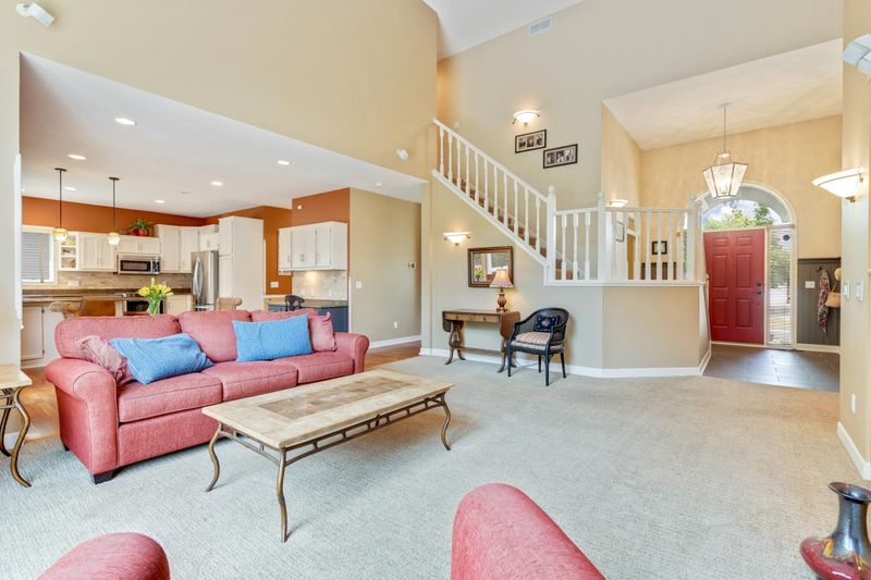 4103 Cashell Glen, Eagan, MN 55122