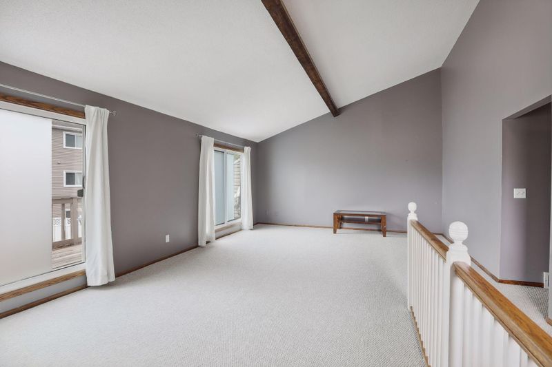 1524 Franklin Ln, Anoka, MN 55303