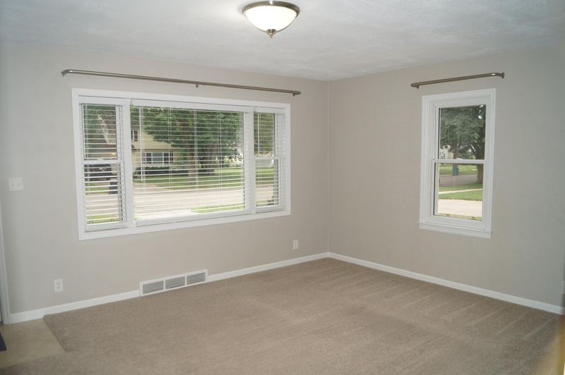 1804 2nd Ave SW, Austin, MN 55912
