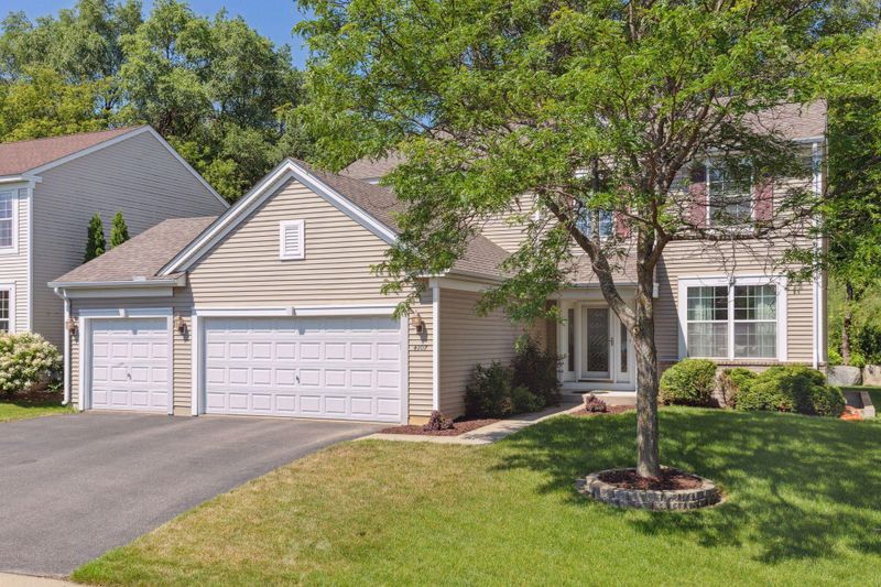 4107 Oakbrooke Curve, Eagan, MN 55122