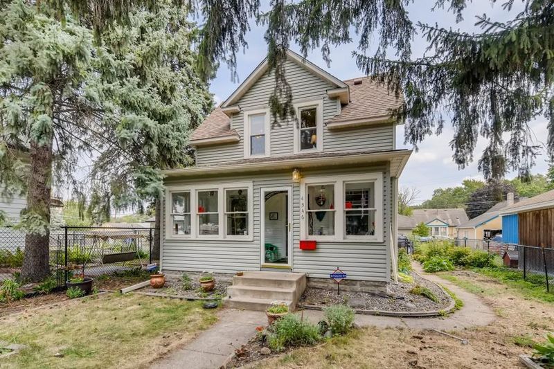 4346 Girard Ave N, Minneapolis, MN 55412