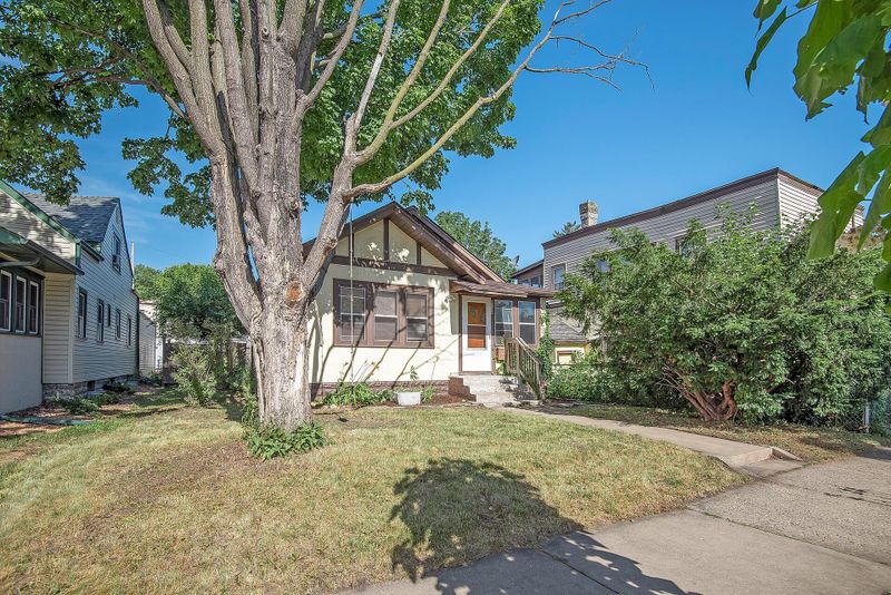 4134 38th Ave S, Minneapolis, MN 55406