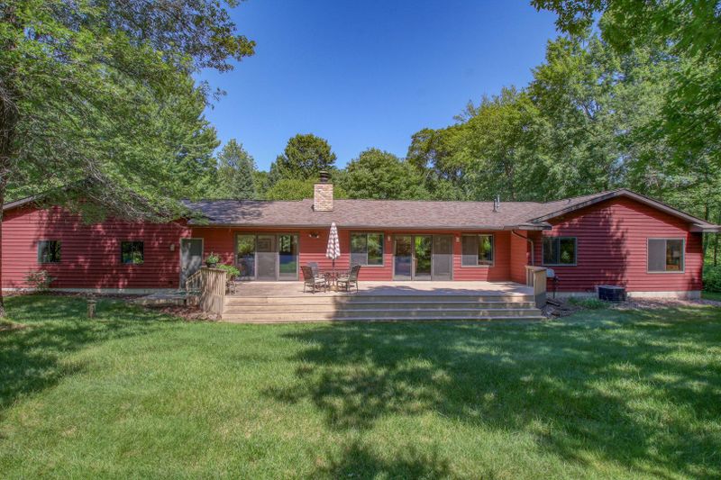 5613 Mckai Dr, Eau Claire, WI 54703