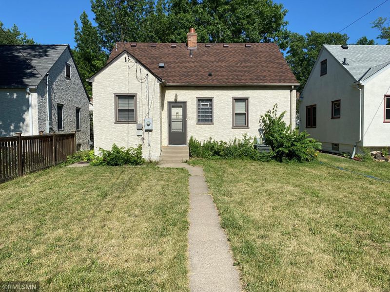 3443 Russell Ave N, Minneapolis, MN 55412