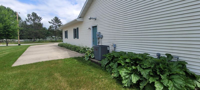 173 County Rd 56 N, Le Roy, MN 55951