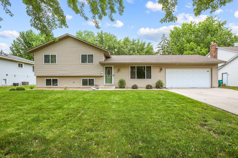 11702 99th Pl N, Maple Grove, MN 55369