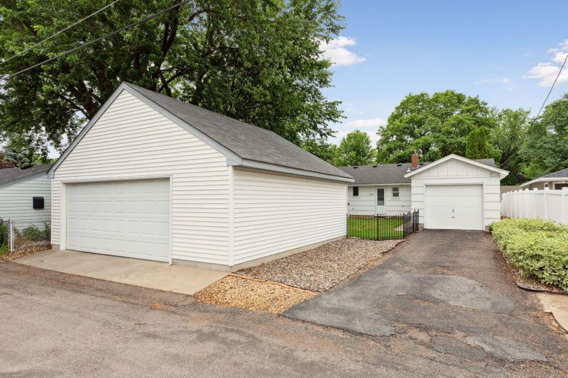 2020 Itasca Ave, Saint Paul, MN 55116