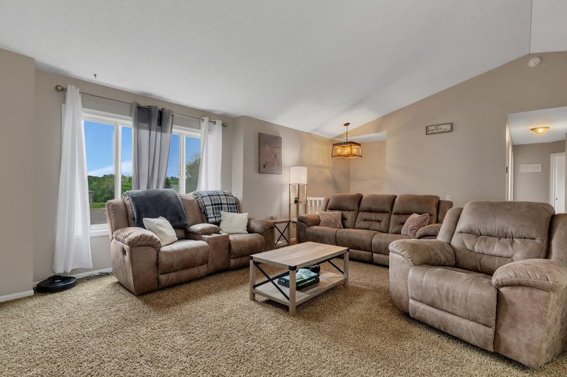1805 Eastern Star Loop, Sauk Rapids, MN 56379