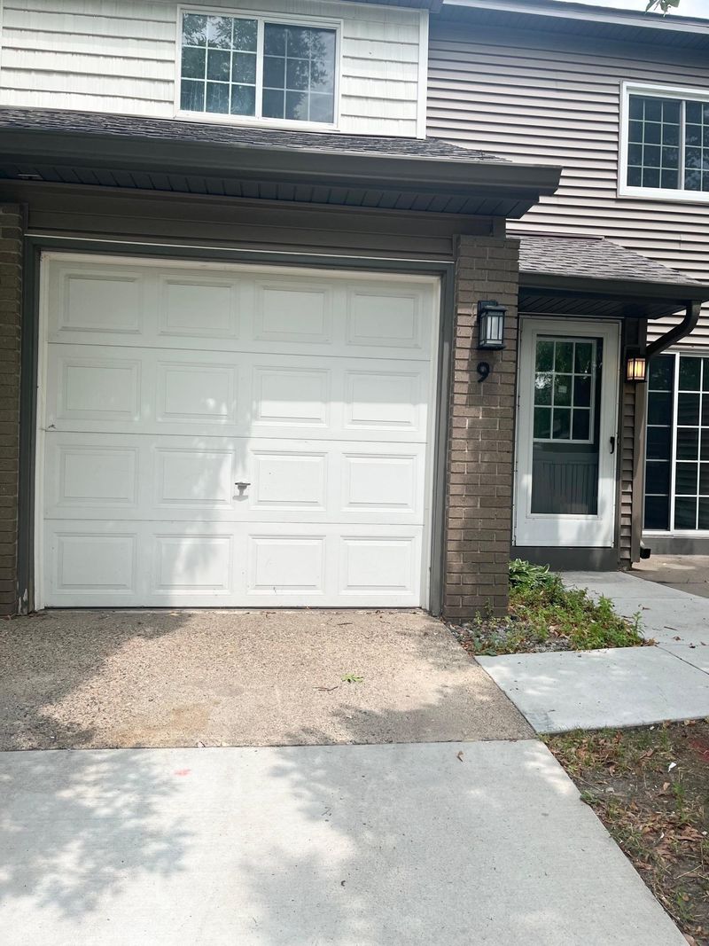 10045 Russell Ave N #9, Brooklyn Park, MN 55444