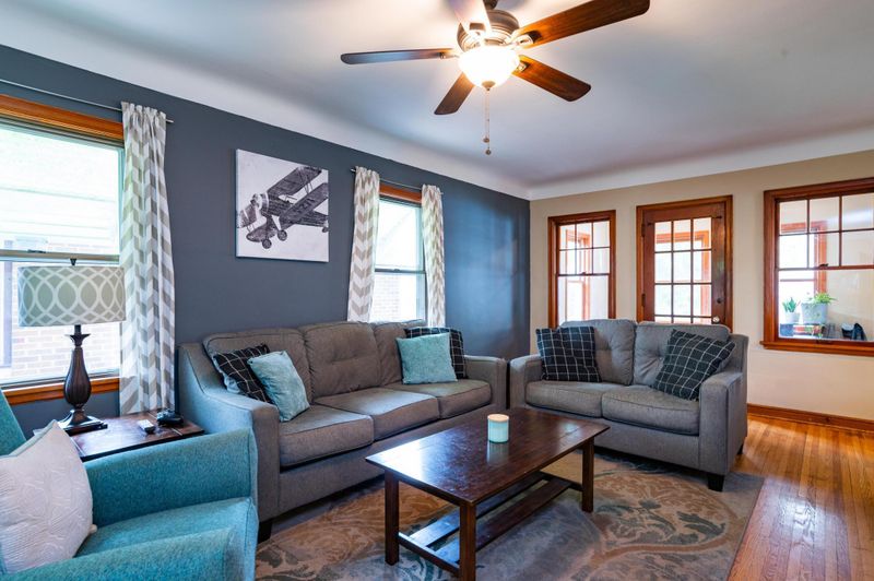 1697 Margaret St, Saint Paul, MN 55106