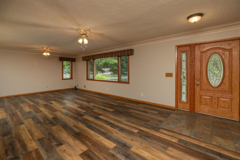 217 Church St, Claremont, MN 55924