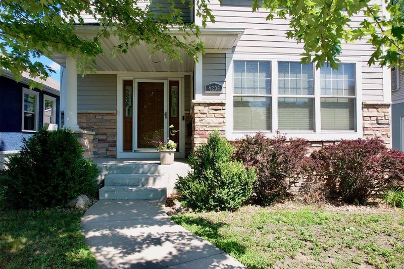 4205 Park Ave, Minneapolis, MN 55407