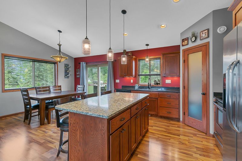 6647 Northwood Ln, Saint Cloud, MN 56303