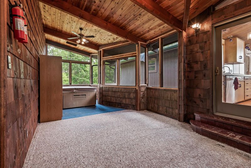 41145 Oriole Ave, North Branch, MN 55056