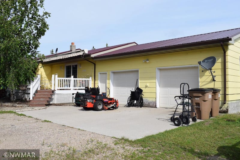 2526 Us Highway 59, Lake Bronson, MN 56734