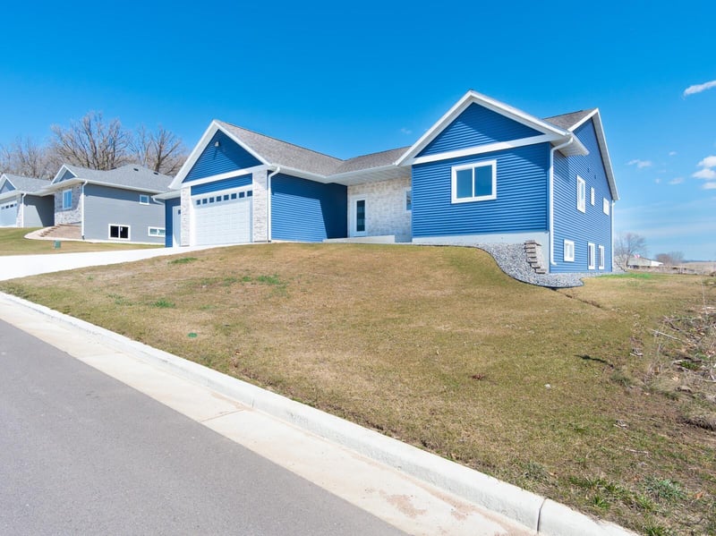 36156 Aspen Ct, Independence, WI 54747