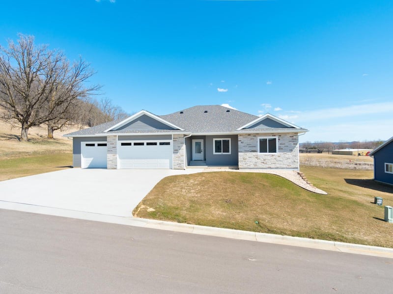 36176 Aspen Ct, Independence, WI 54747