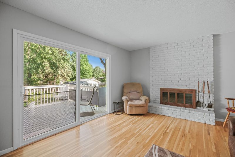 10370 Thrush St NW, Coon Rapids, MN 55433