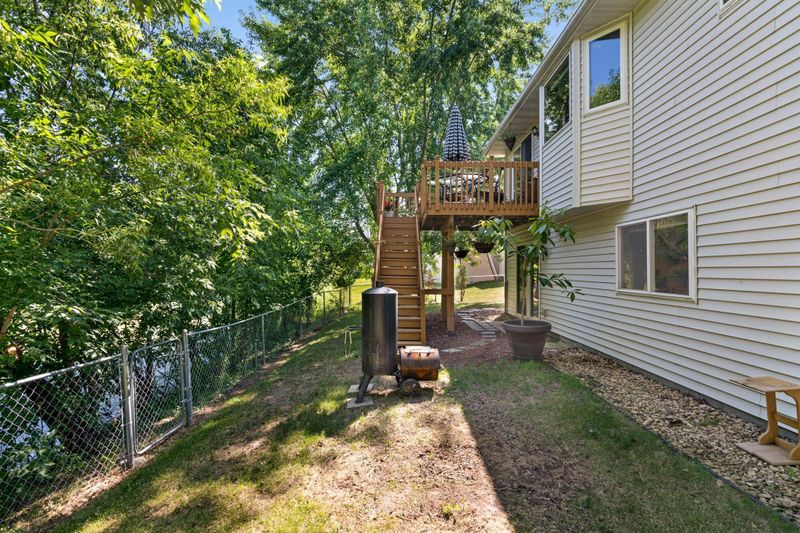 17532 305th Ln, Shafer, MN 55074