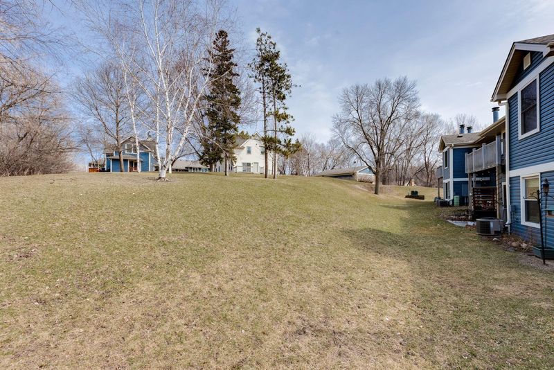 1981 Gold Trl #B, Eagan, MN 55122