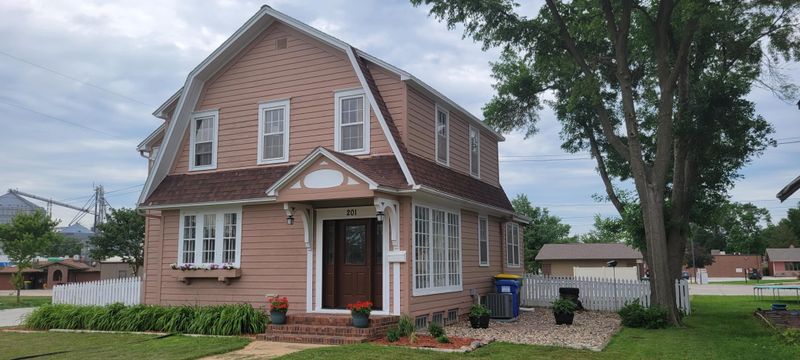 201 7th Ave SE, Pipestone, MN 56164