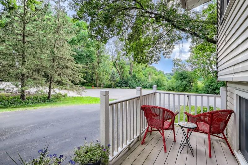 3311 Robinwood Ln, Minnetonka, MN 55305