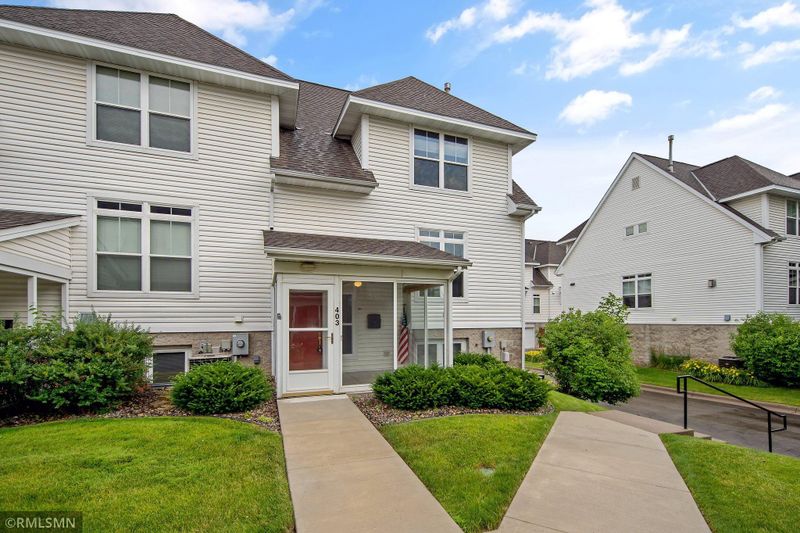 403 Colborne St, Saint Paul, MN 55102