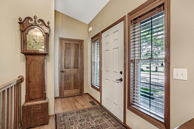 14477 Freesia Way, Apple Valley, MN 55124