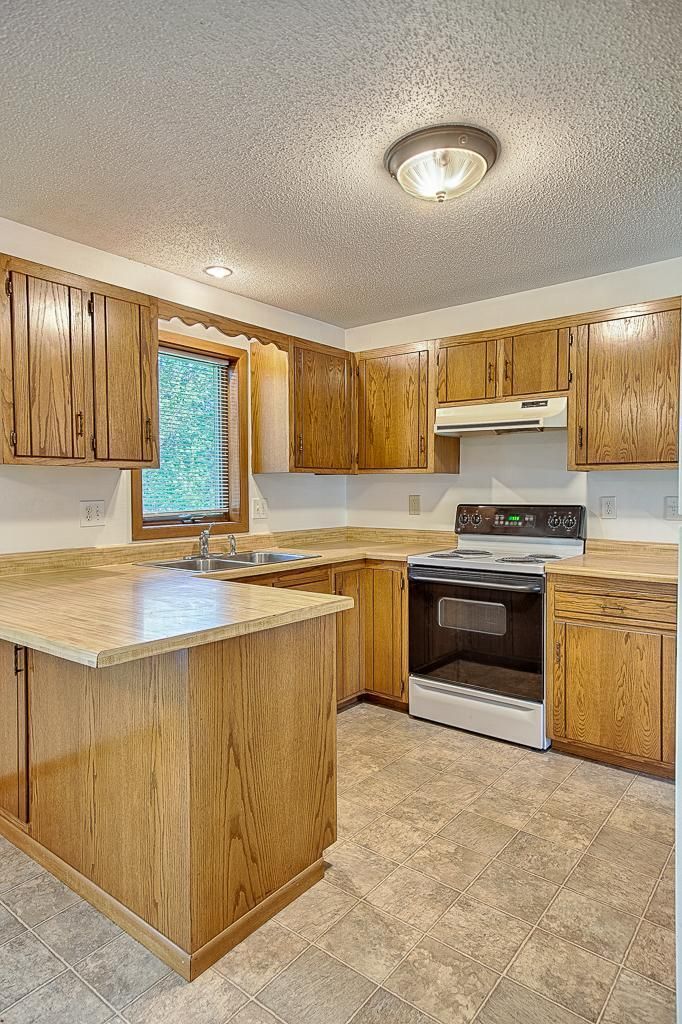 12896 Kingwood Dr, Baxter, MN 56425