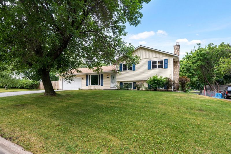 13912 Fremont Ave S, Burnsville, MN 55337