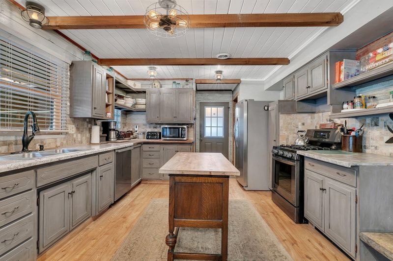 835 Marquette Dr, Saint Cloud, MN 56301