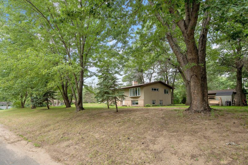 1663 208th Ln NE, East Bethel, MN 55011