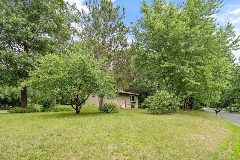 1663 208th Ln NE, East Bethel, MN 55011