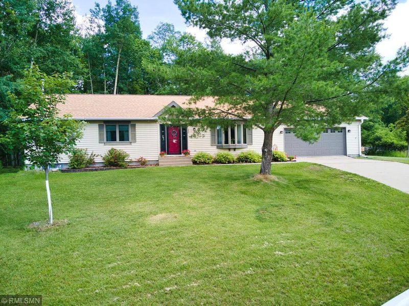 346 SW 12th Ave, Grand Rapids, MN 55744