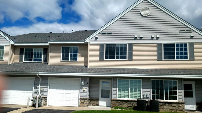 345 Roosevelt St S #G, Cambridge, MN 55008