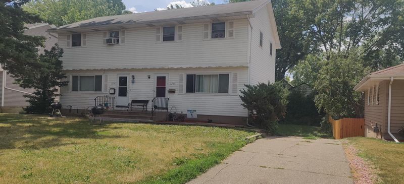 1214 45 1/2 Ave NE, Columbia Heights, MN 55421