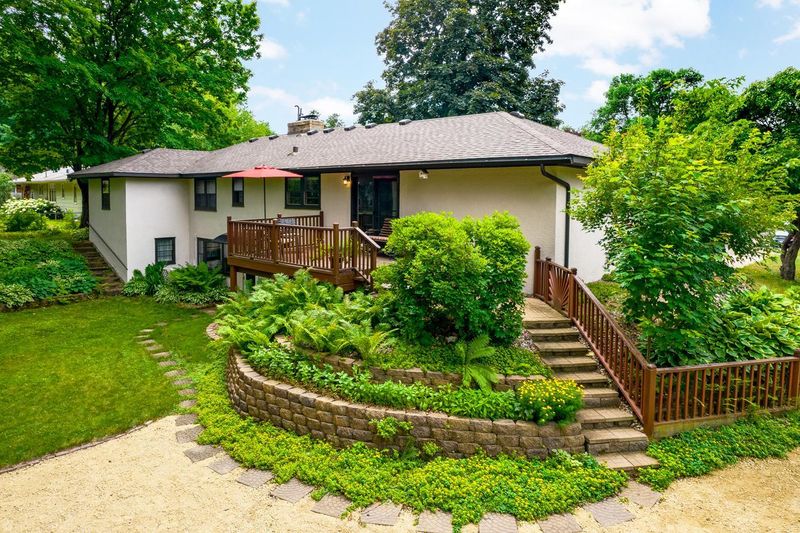 4140 Myrle Ave, White Bear Lake, MN 55110
