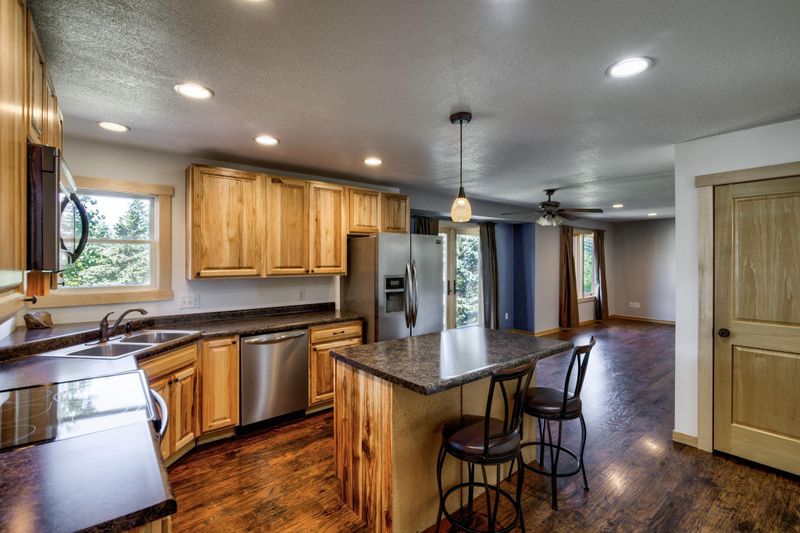 41 State Road 35, Osceola, WI 54020