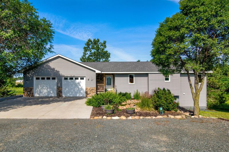 41 State Road 35, Osceola, WI 54020
