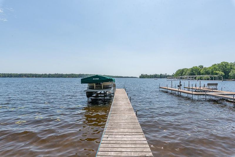 8250 Harold Ln, Nisswa, MN 56468