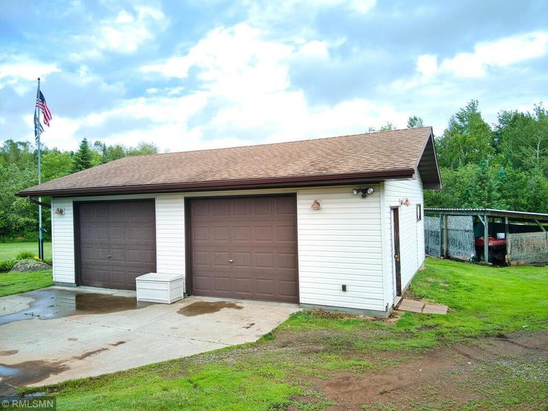 5778 W Arrowhead Rd, Hermantown, MN 55811