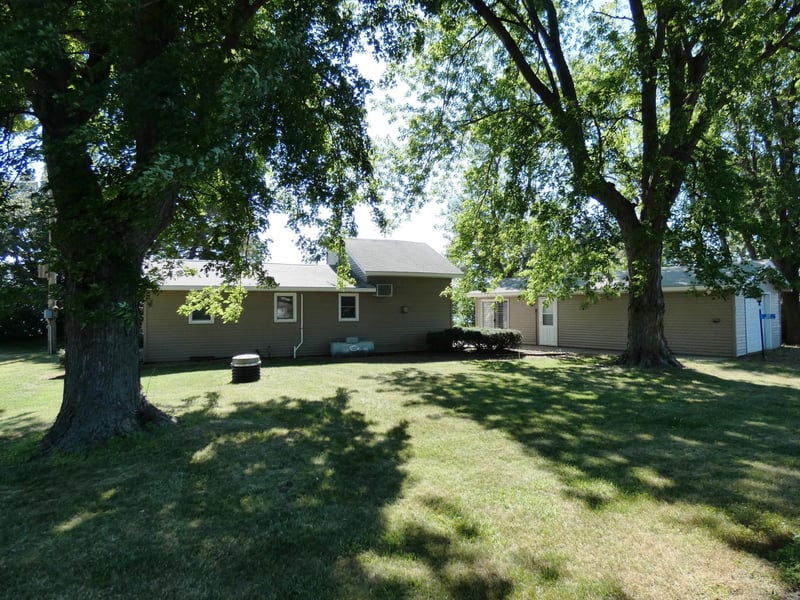 80 Pioneer Trl, Garvin, MN 56132