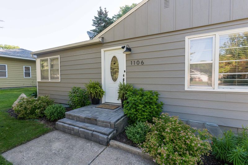1106 N Broadway, Fergus Falls, MN 56537