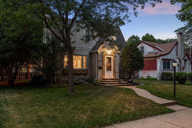 5112 36th Ave S, Minneapolis, MN 55417