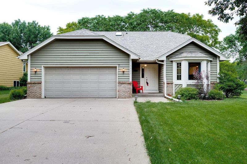 3929 98th Ln NE, Circle Pines, MN 55014