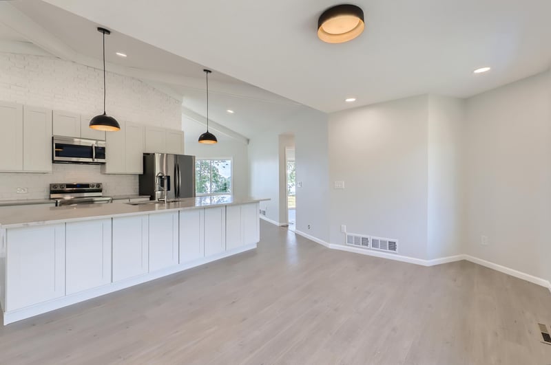 2050 Otter Lake Dr, Lino Lakes, MN 55110