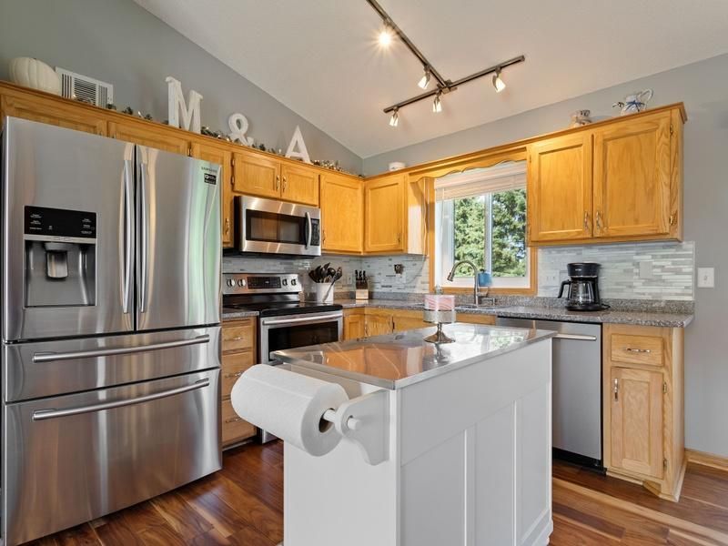 3559 Kahler Dr NE, Saint Michael, MN 55376