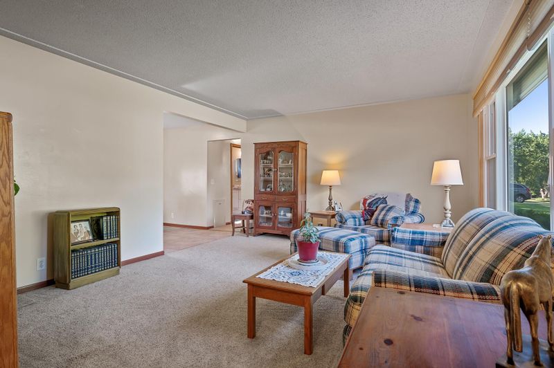 4556 Maryland Ave N, Crystal, MN 55428